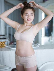 半夜家里没人妈妈就是你的人
