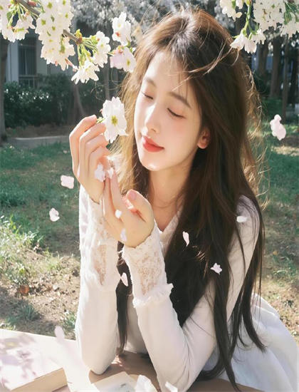 《哎呀！太子妃来打工》角色研究：的技术突破与创新之处 认识表演艺术的价值